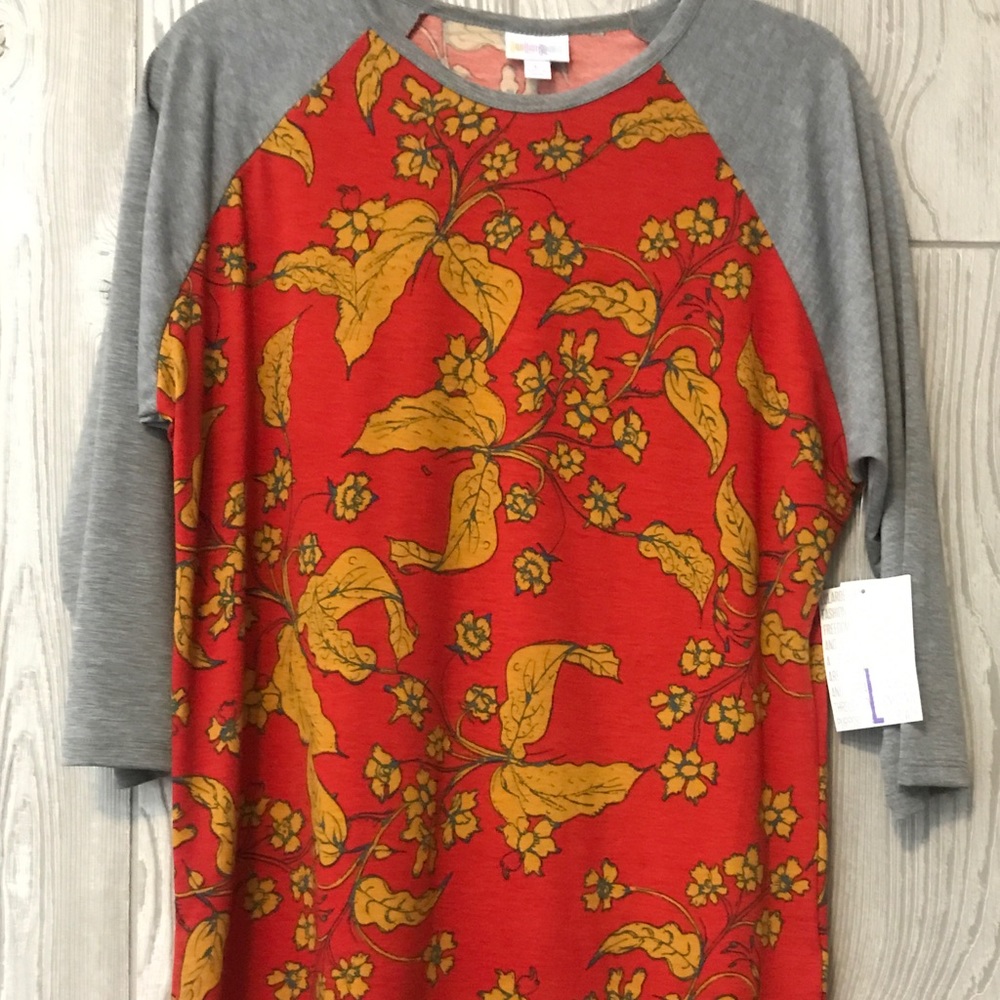 Lularoe large Randy tee